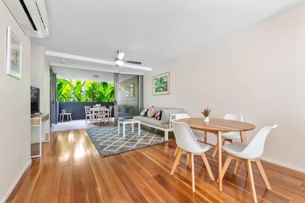 Tropical Resort ~ 2 Bed/2 Bath/1 Car ~ West End Brisbane Exterior foto