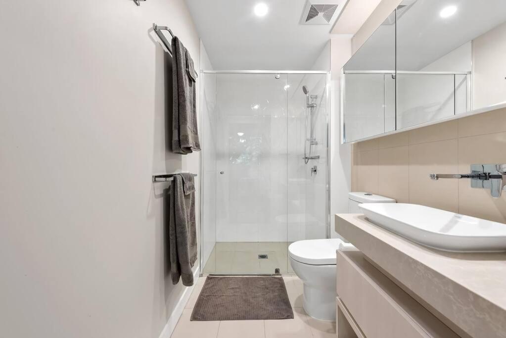 Tropical Resort ~ 2 Bed/2 Bath/1 Car ~ West End Brisbane Exterior foto